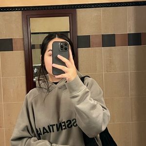 Meet your Posher, Zandry